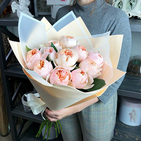 Букет из 11 пионовидных роз Джульетта - Фото 1